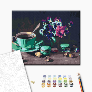 Кофе с макарунами