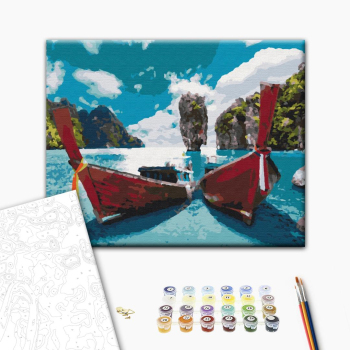 Лодки в лагуне