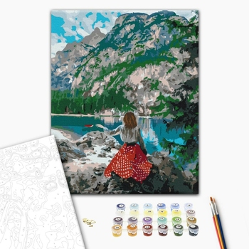 Путешественница у озера