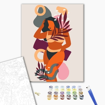 Яркая красавица