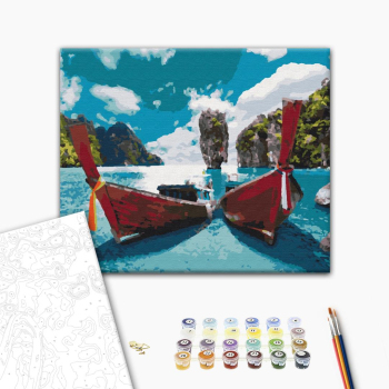 Лодки в лагуне