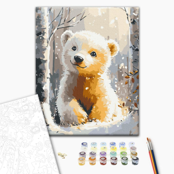 Милый белый медвежонок