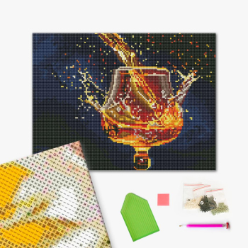 Брызги на чёрном фоне