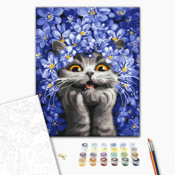 Кошка в подснежниках © Марианна Пащук